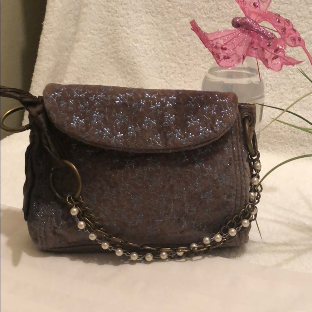 Gap clutch